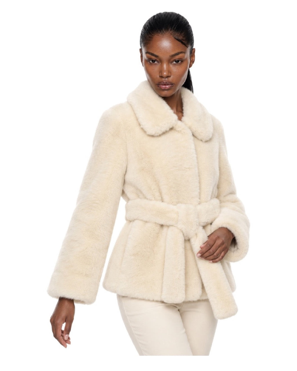 Manteau court en fausse fourrure Col claudine