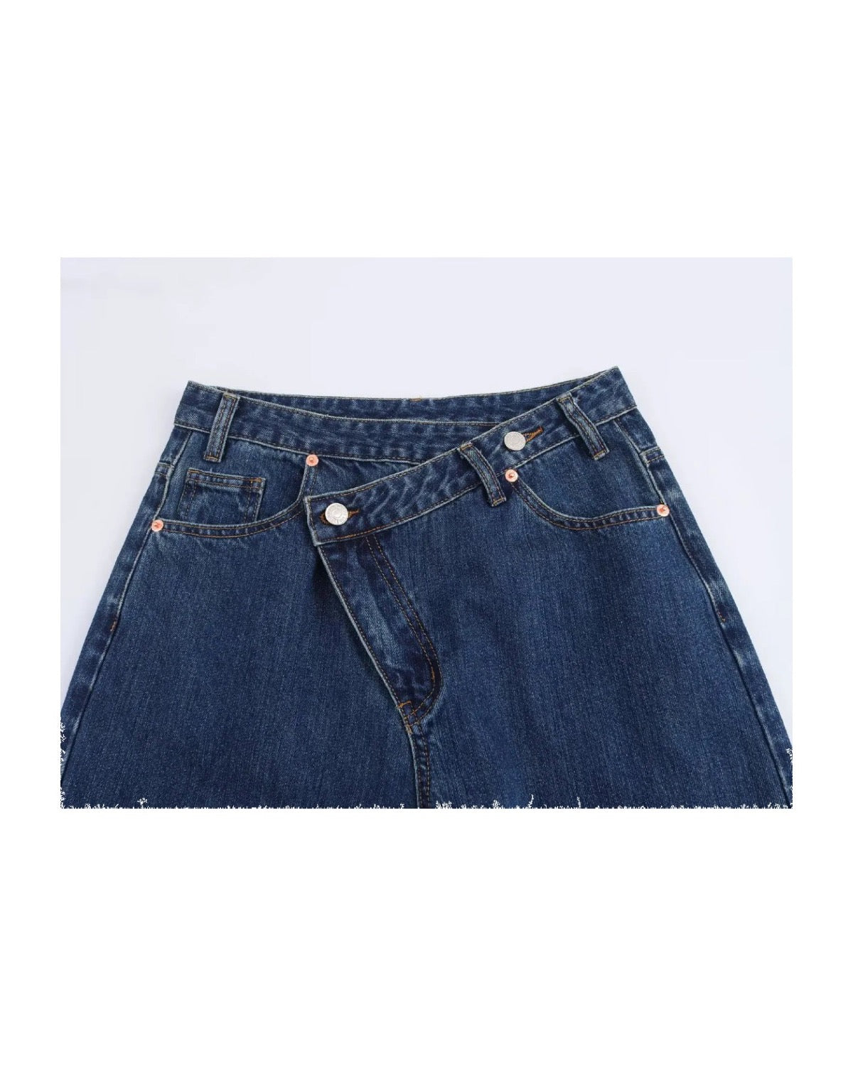 Jean taille haute à jambe largeTaille croisée Denim